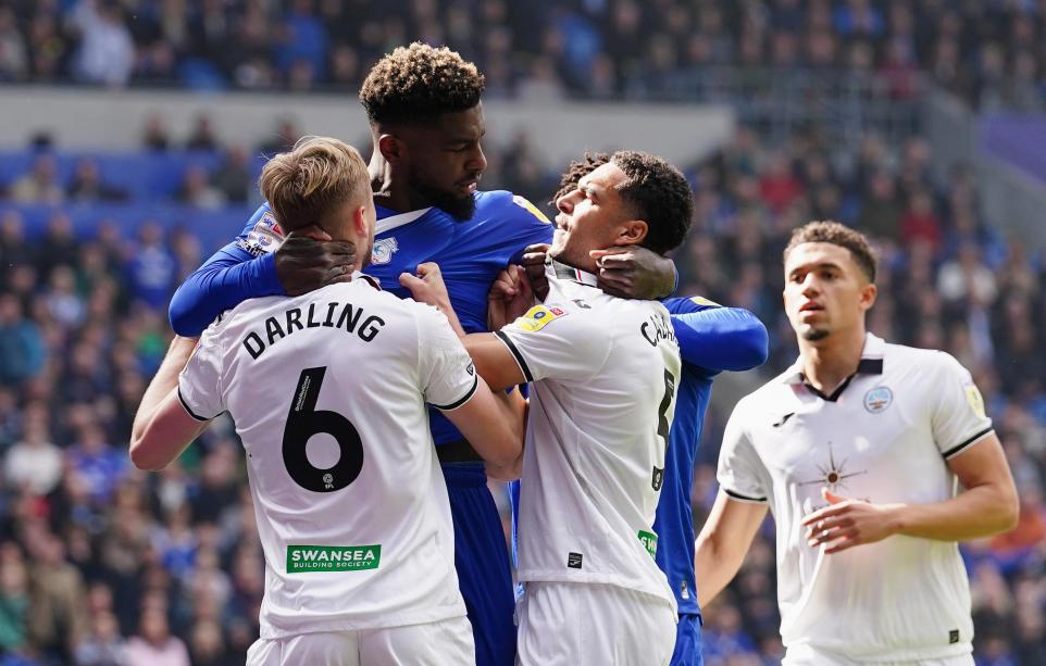 Store, stærke Kipre er et eksempel på den type spillere, der skal sende Ipswich tilbage til Premier League