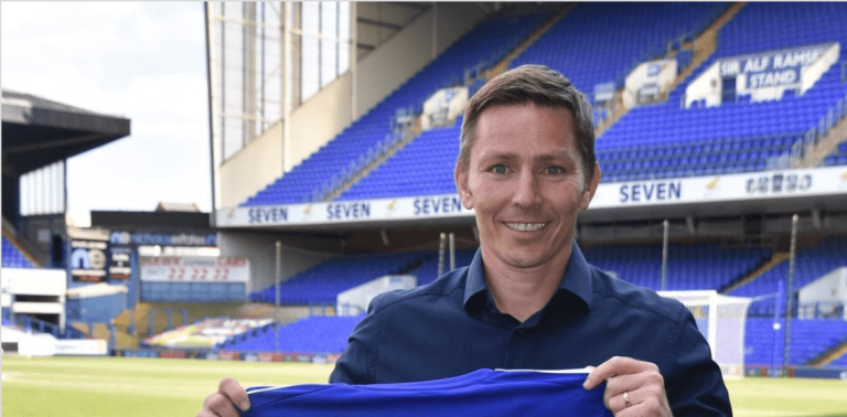 Farveblind Ipswich-anfører kunne ikke se forskel på holdene