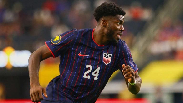 Derby og Ipswich meldes i tæt kamp om Patrick Agyemang