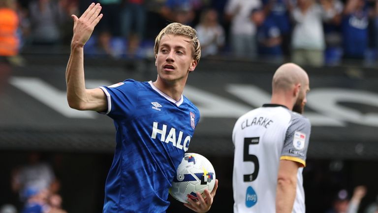 Man kan ikke være utilfreds – når 1 point hives i land i 90+16