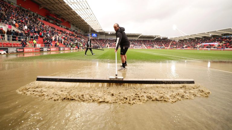 Oversigt: 14 Town-kampe tidligere afbrudt