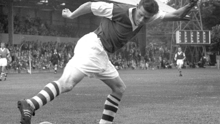 Målnettet kunne ikke holde til Ted Phillips-skud