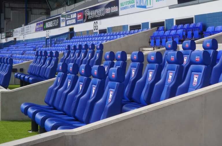 Oprykningsdrømme er parkeret på bænken