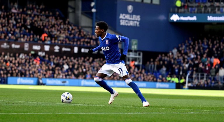 Rygter om Philogene-skade og interesse for Mehmeti kan hænge sammen