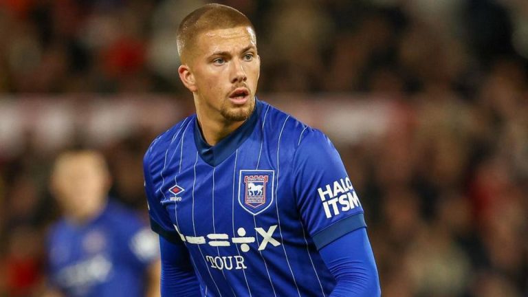 Bristol City vil hente Harry Clarke