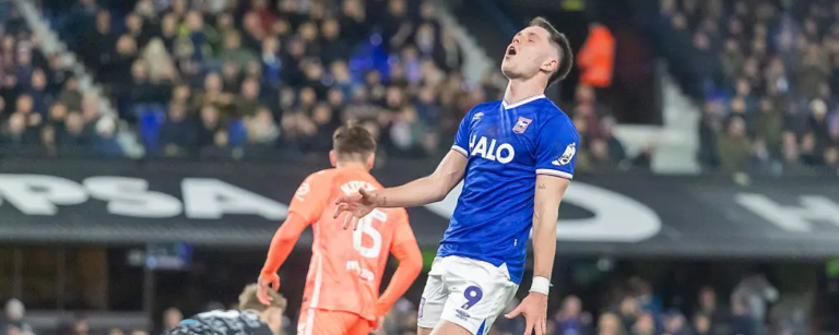 Statistikken siger det hele: Vi skaber chancerne – men brænder for meget