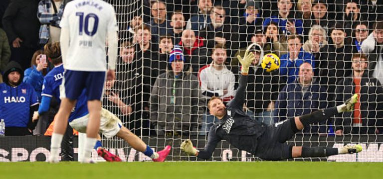 Match Report: Sent straffe redder Town ét point imod Preston