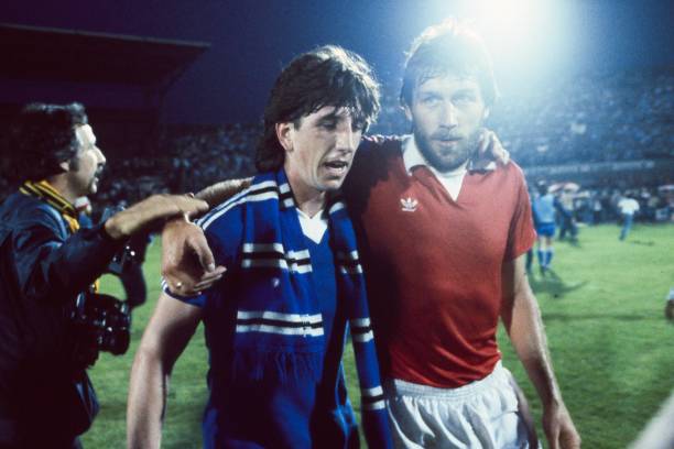 Paul Mariners halstørklæde endte i Hellerup