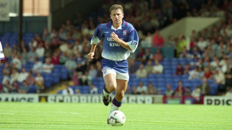 Paul Mason: Fra hollandsk amatørbold til Premier League