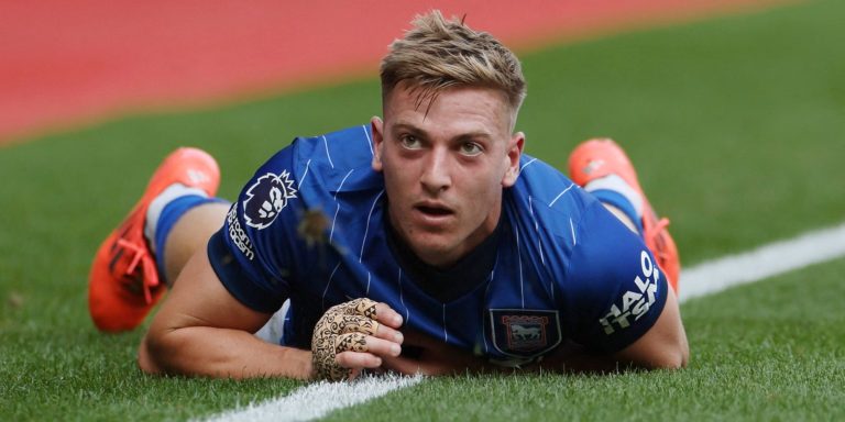 Liam Delap afviser Strasbourg – er Town nu en mulighed?