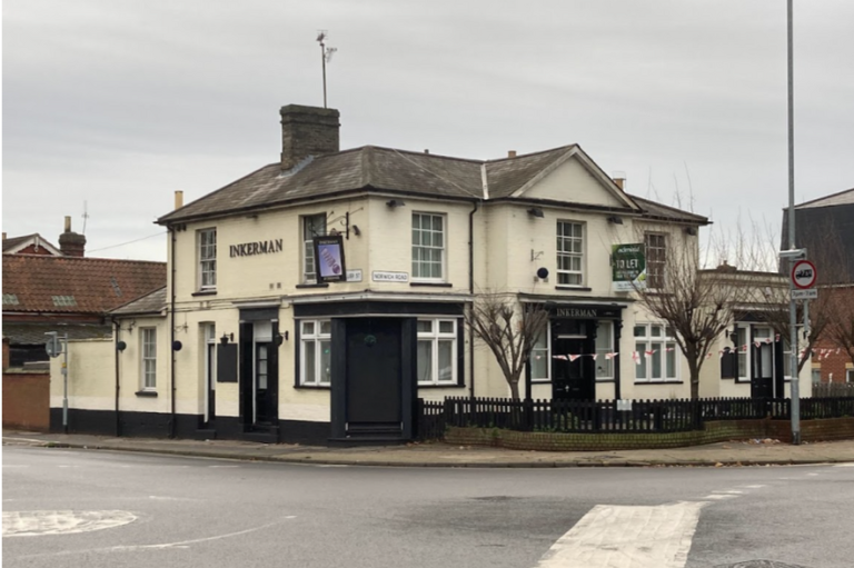 Ipswich måtte klæde om i en pub