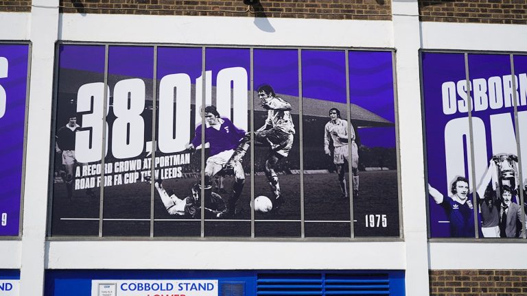 Se listen over de 50 kampe med flest tilskuere på Portman Road
